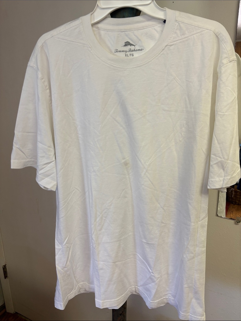 Tommy Bahama White Short Sleeve Crew Neck Tee